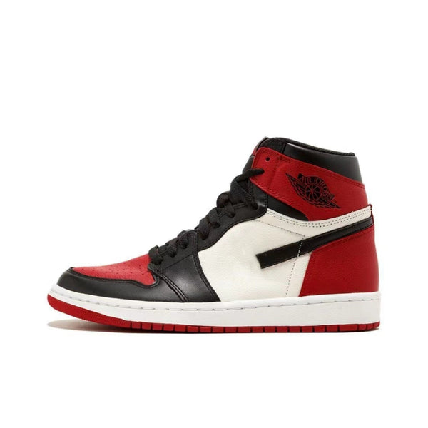 The shoe factory direstly supplies AJ1 fashionable and versatile men's and women's shoes