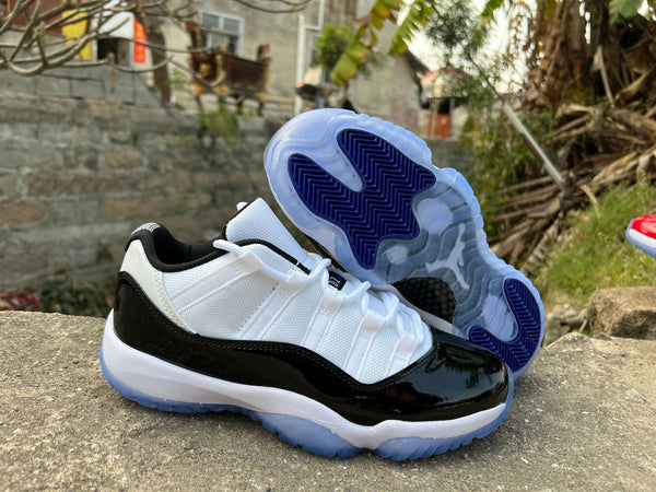 Shoe factory supplies low cut AJ11 pink snake chameleon men's and women's shoes directly
