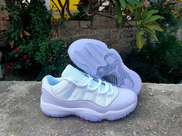 Shoe factory supplies low cut AJ11 pink snake chameleon men's and women's shoes directly